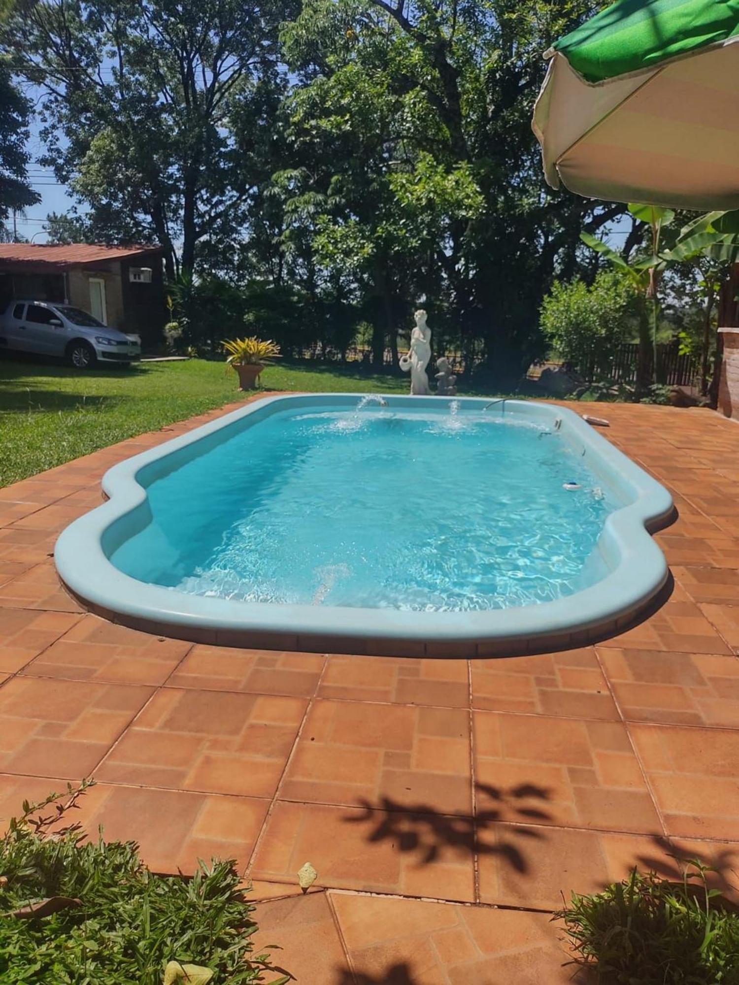 Cabanas Con Piscina En La Entrada De Obera Exterior photo